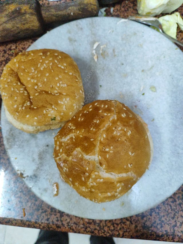 Delicious Mini Veg Burgers prepared by COOX