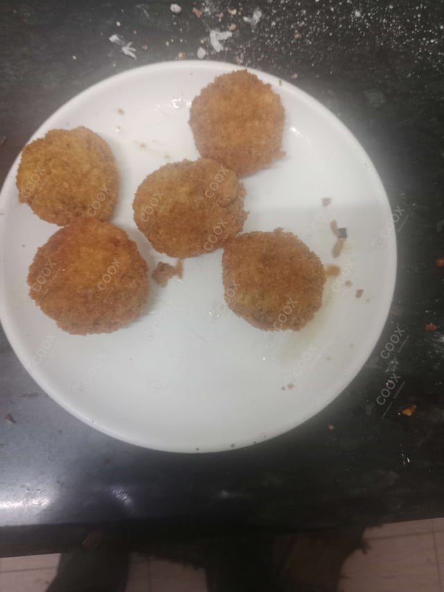 Tasty Chicken Cutlets cooked by COOX chefs cooks during occasions parties events at home