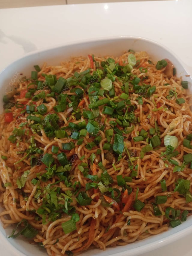 Delicious Veg Hakka Noodles prepared by COOX