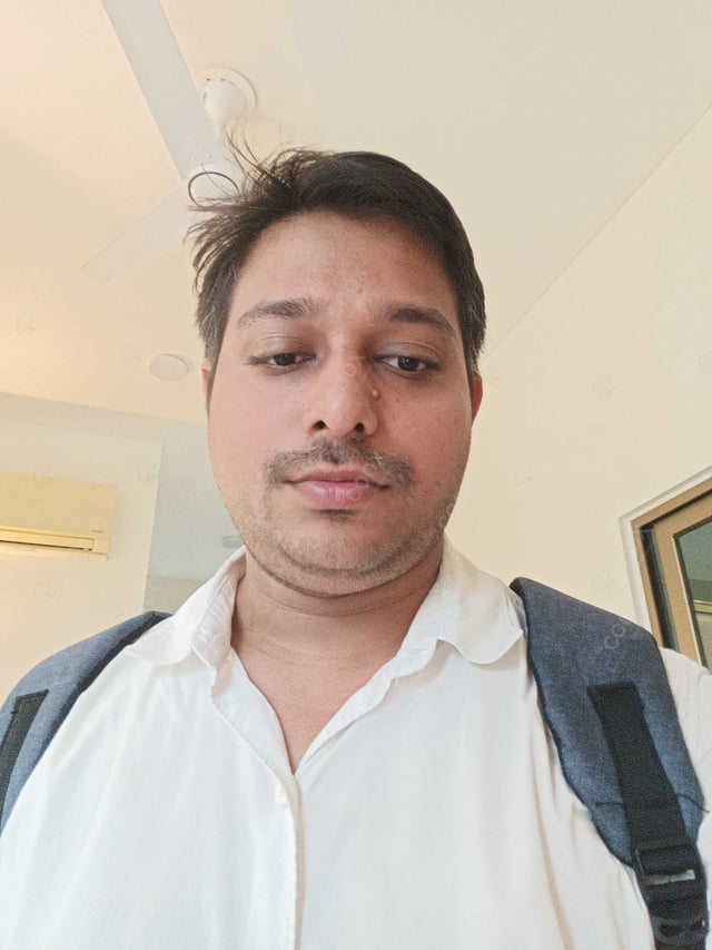 Chef from COOX at bookings. Professional cooks chefs at home