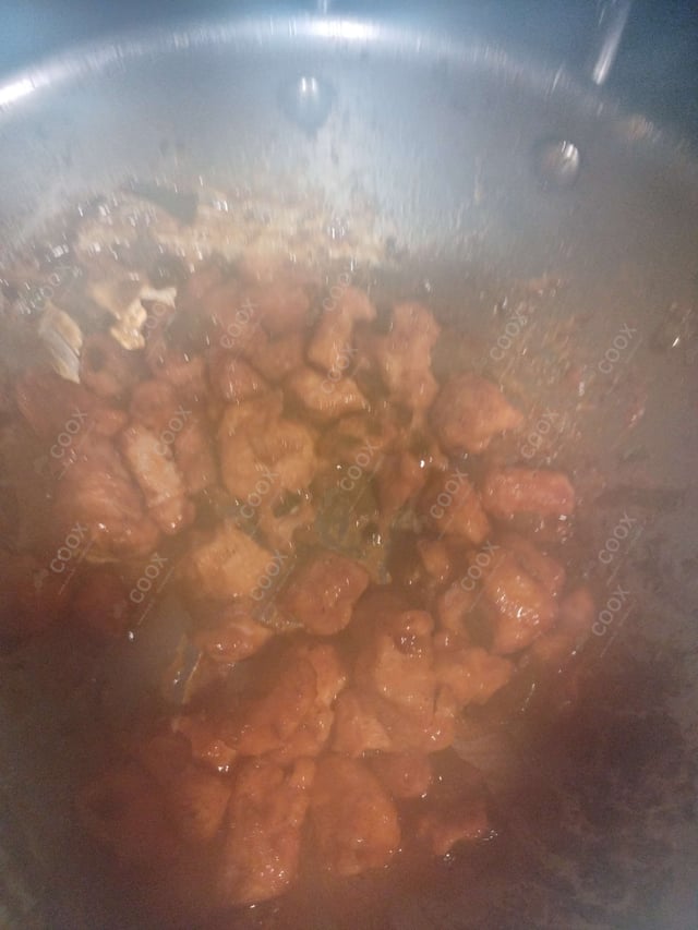 Delicious Crispy Honey Chicken prepared by COOX