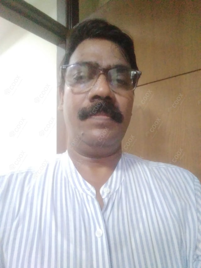 Chef from COOX at bookings. Professional cooks chefs at home