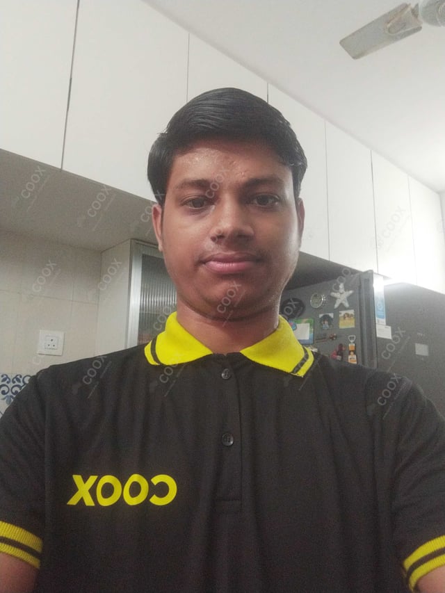 Chef from COOX at bookings. Professional cooks chefs at home