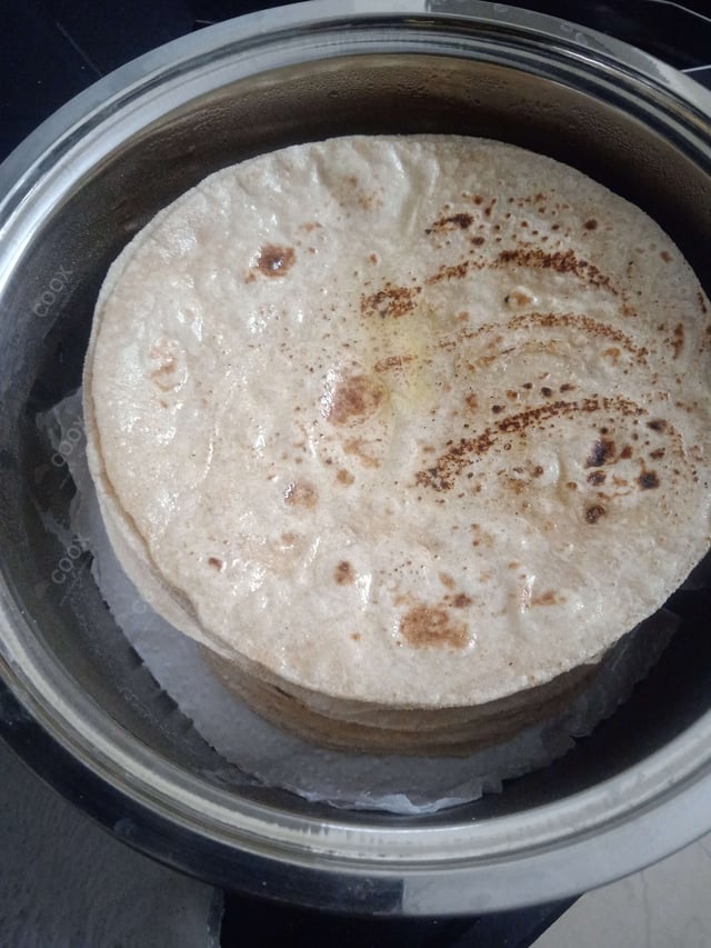 Delicious Tawa Rotis prepared by COOX