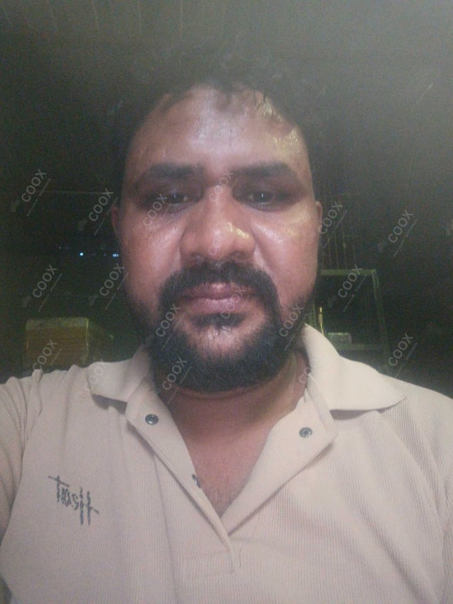 Chef from COOX at bookings. Professional cooks chefs at home