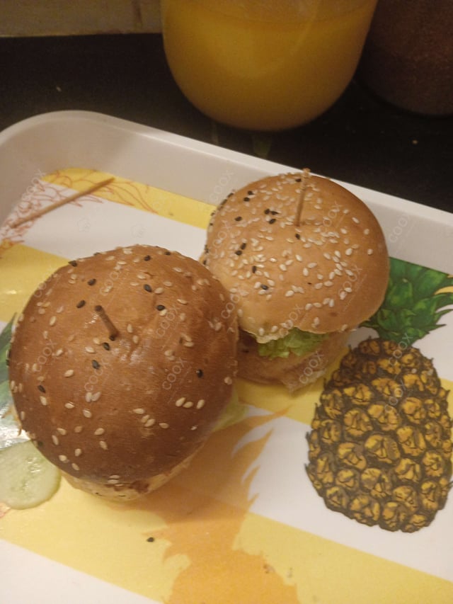 Delicious Mini Veg Burgers prepared by COOX