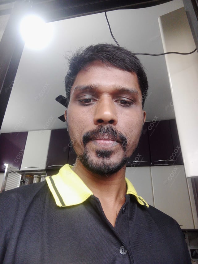 Chef from COOX at bookings. Professional cooks chefs at home