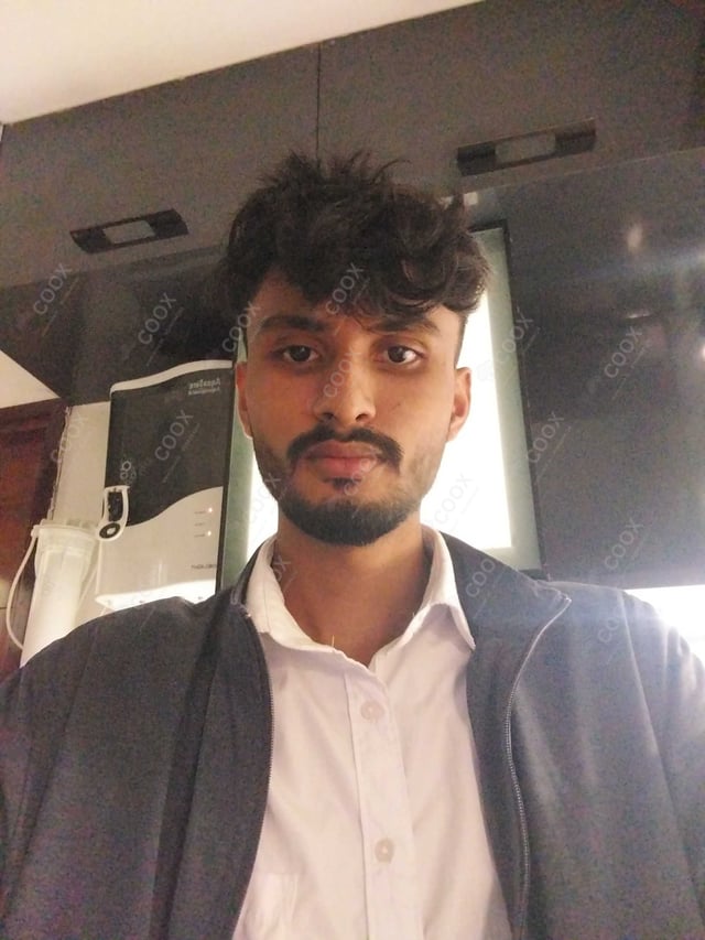 Chef from COOX at bookings. Professional cooks chefs at home