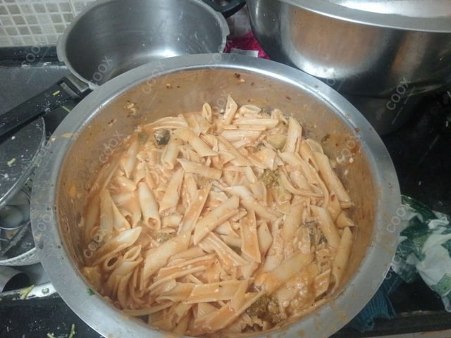 Delicious Pasta in Pink Sauce prepared by COOX
