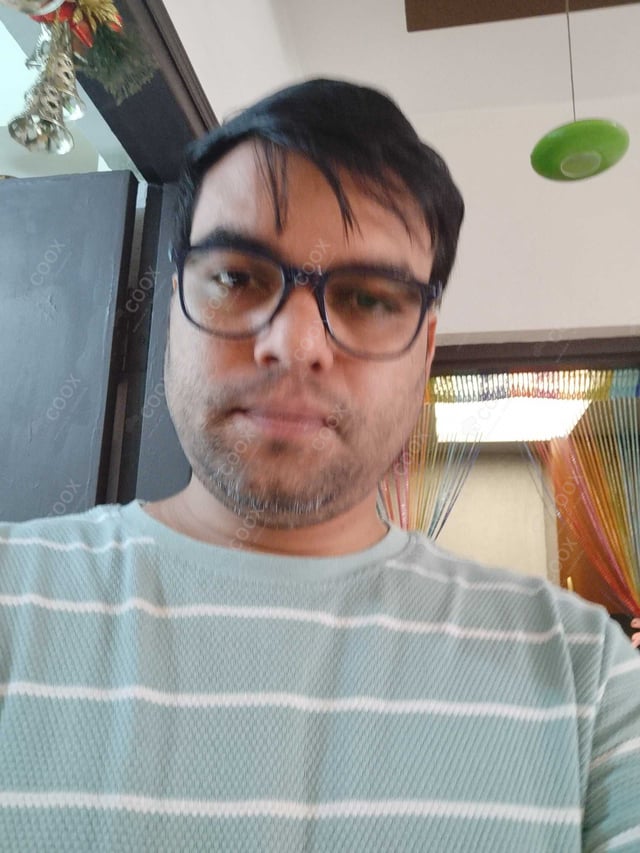 Chef from COOX at bookings. Professional cooks chefs at home