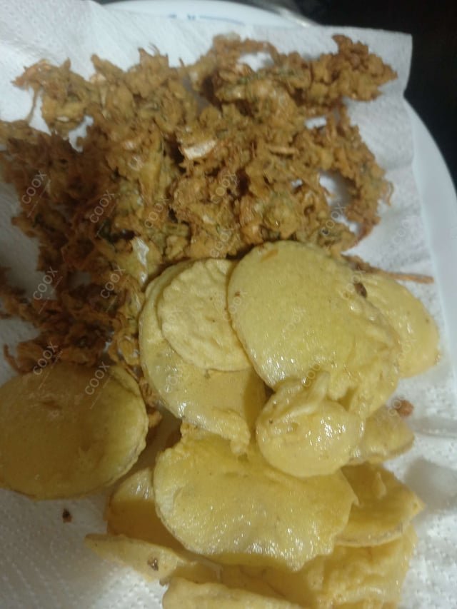 Delicious Mix Pakode prepared by COOX