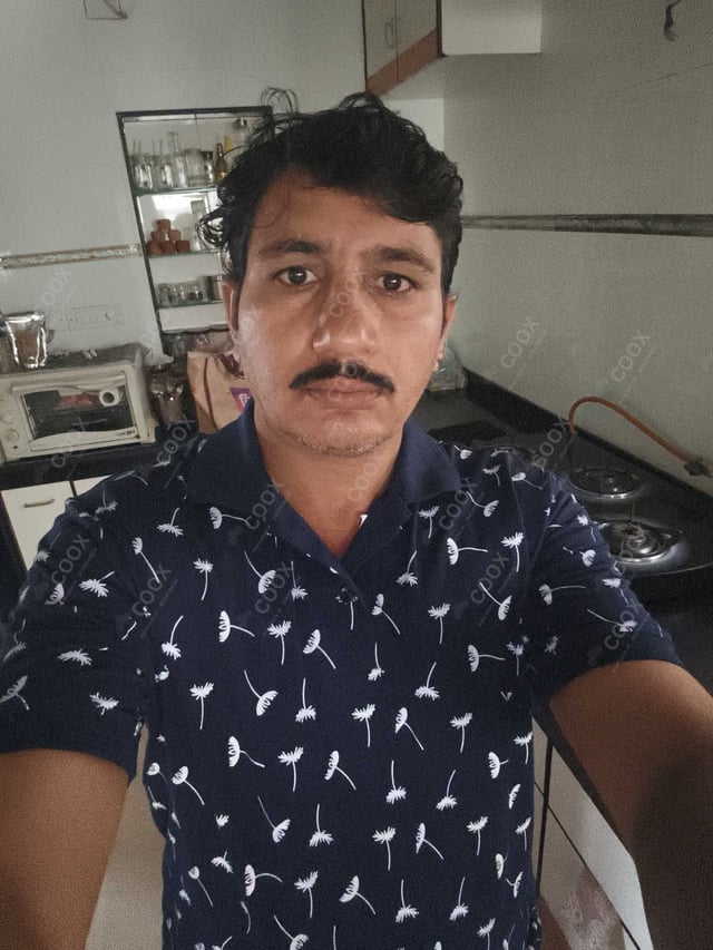 Chef from COOX at bookings. Professional cooks chefs at home