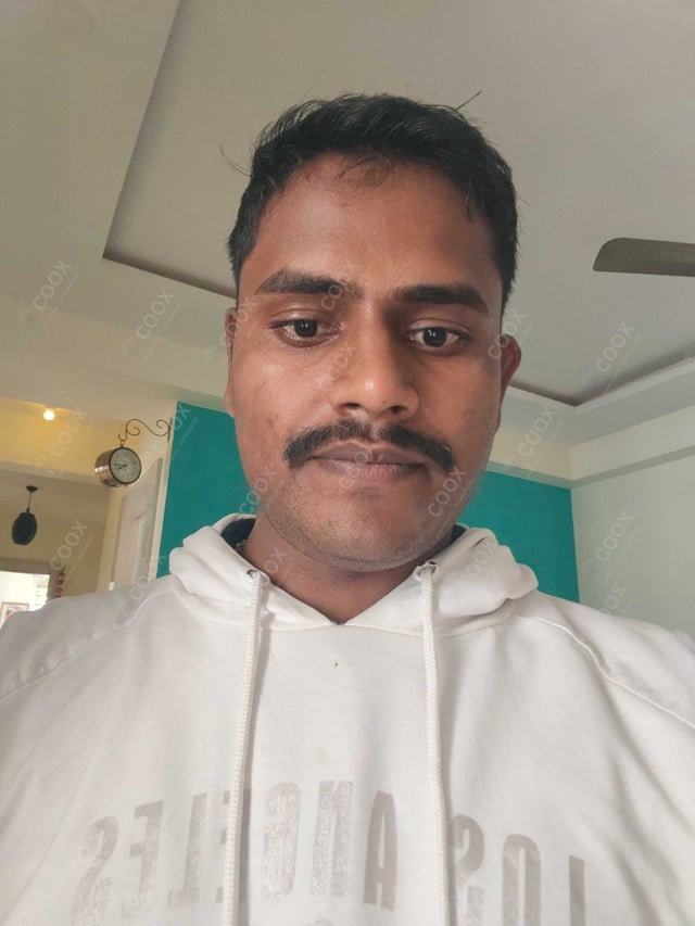 Chef from COOX at bookings. Professional cooks chefs at home