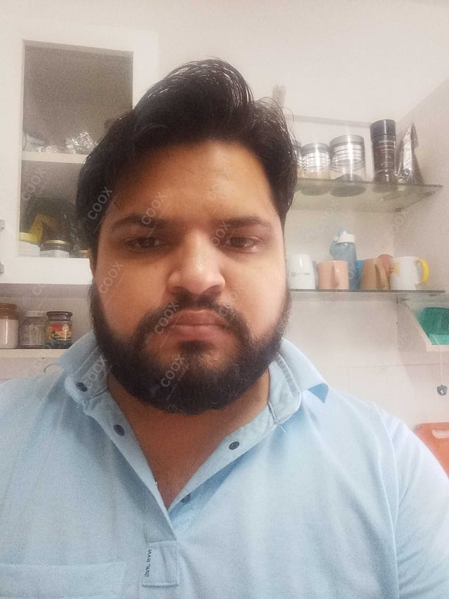 Chef from COOX at bookings. Professional cooks chefs at home