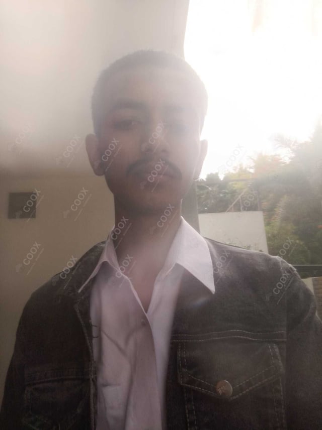 Chef from COOX at bookings. Professional cooks chefs at home