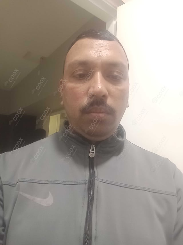 Chef from COOX at bookings. Professional cooks chefs at home