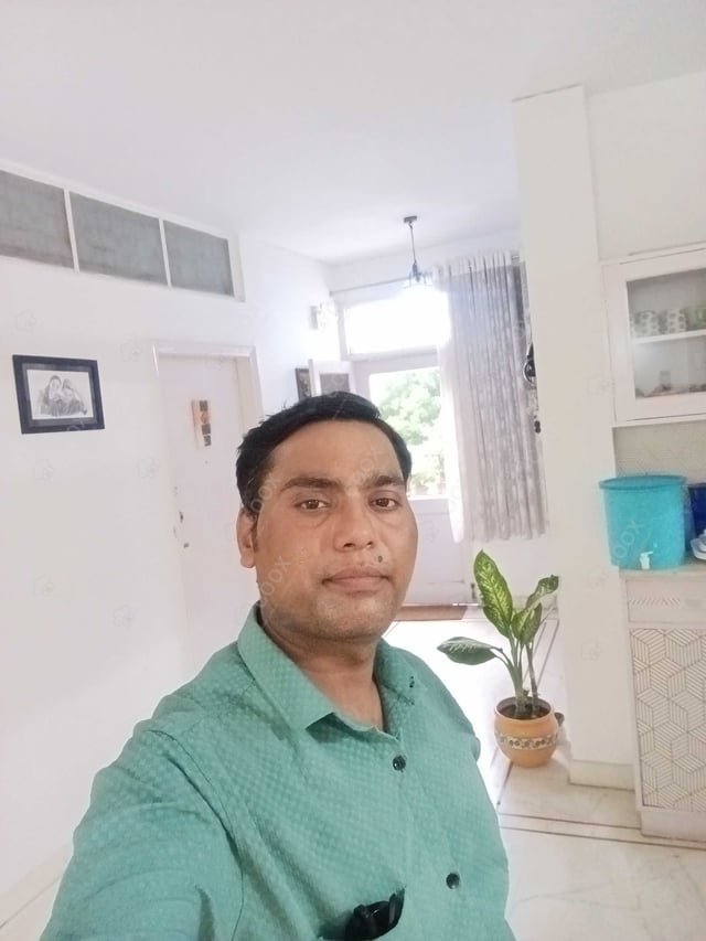 Chef from COOX at bookings. Professional cooks chefs at home