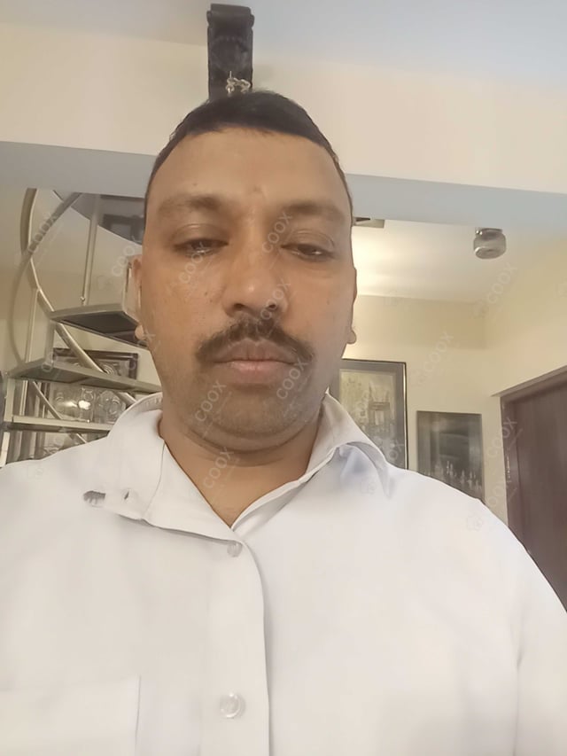 Chef from COOX at bookings. Professional cooks chefs at home