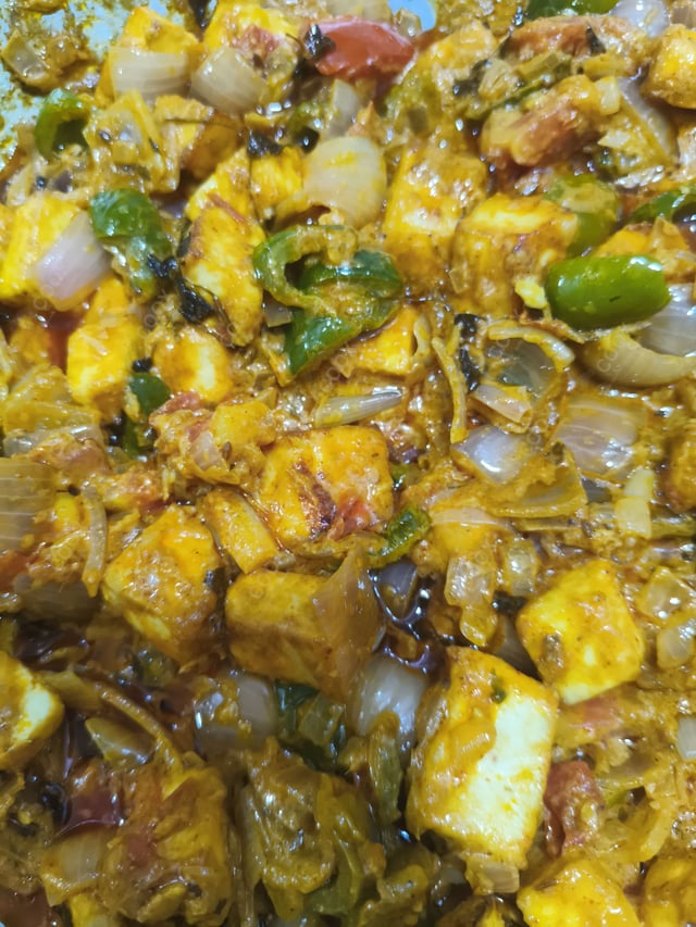 Delicious Kadhai Paneer prepared by COOX