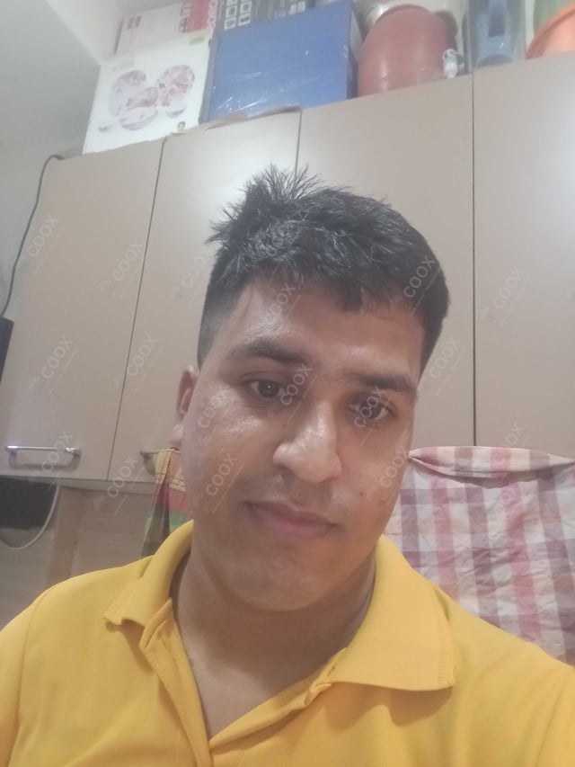 Chef from COOX at bookings. Professional cooks chefs at home