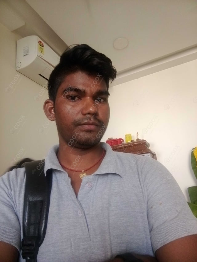 Chef from COOX at bookings. Professional cooks chefs at home