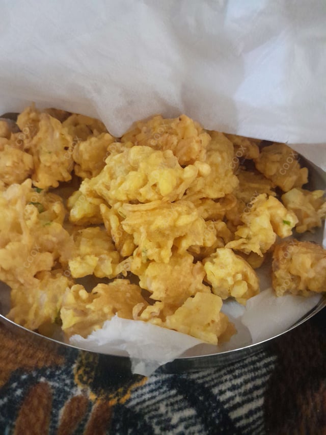 Delicious Mix Pakode prepared by COOX