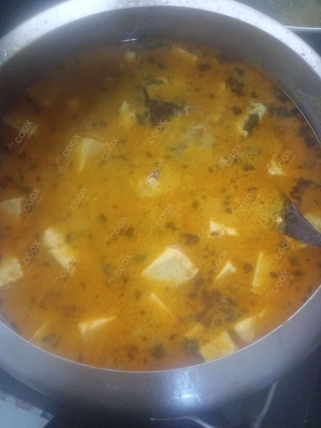 Delicious Matar Paneer prepared by COOX