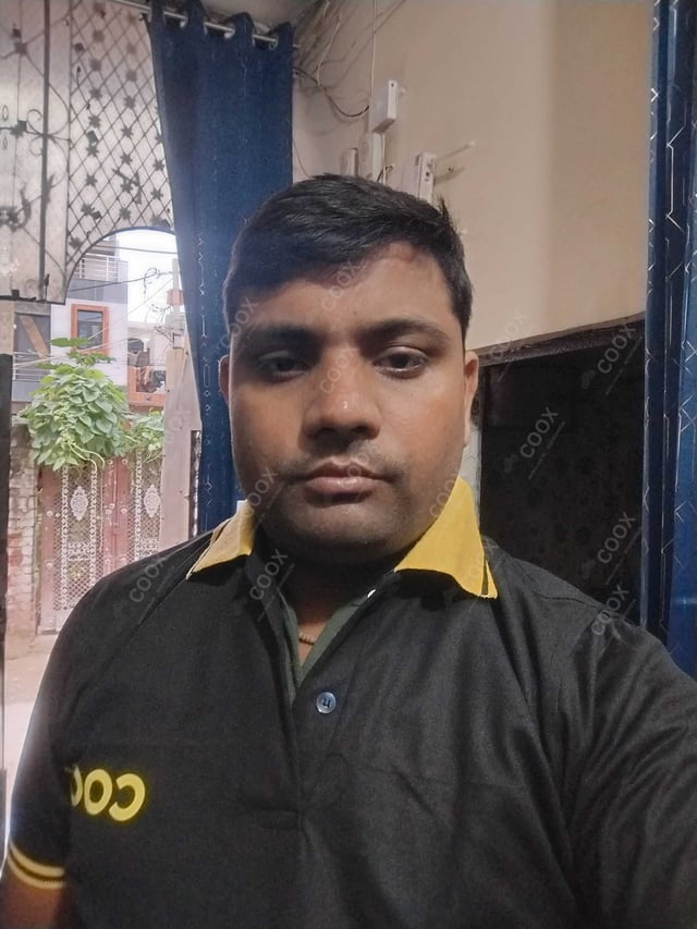 Chef from COOX at bookings. Professional cooks chefs at home