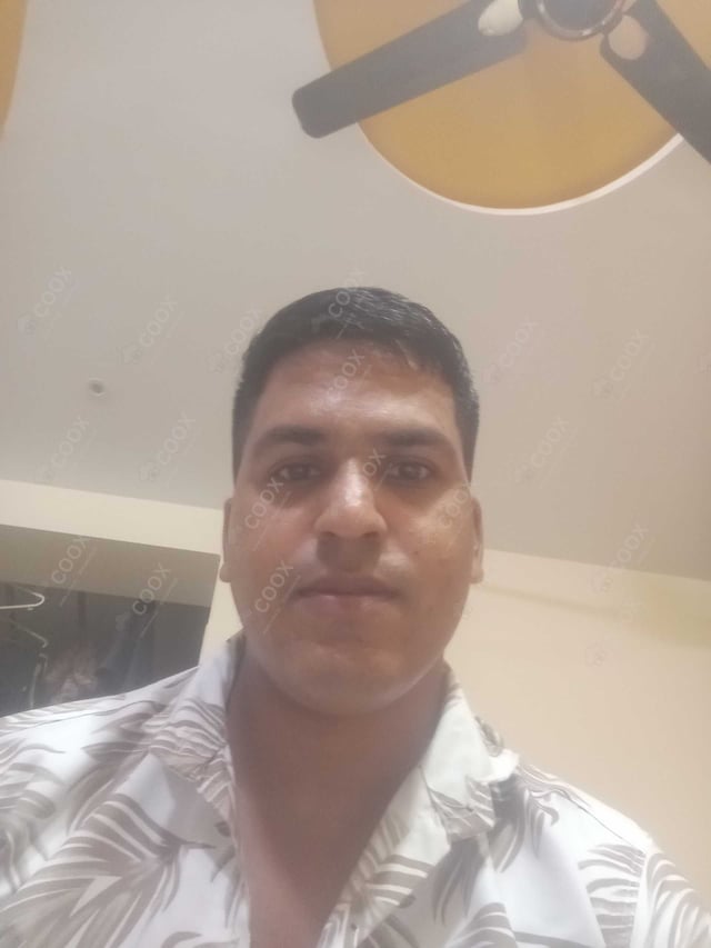 Chef from COOX at bookings. Professional cooks chefs at home