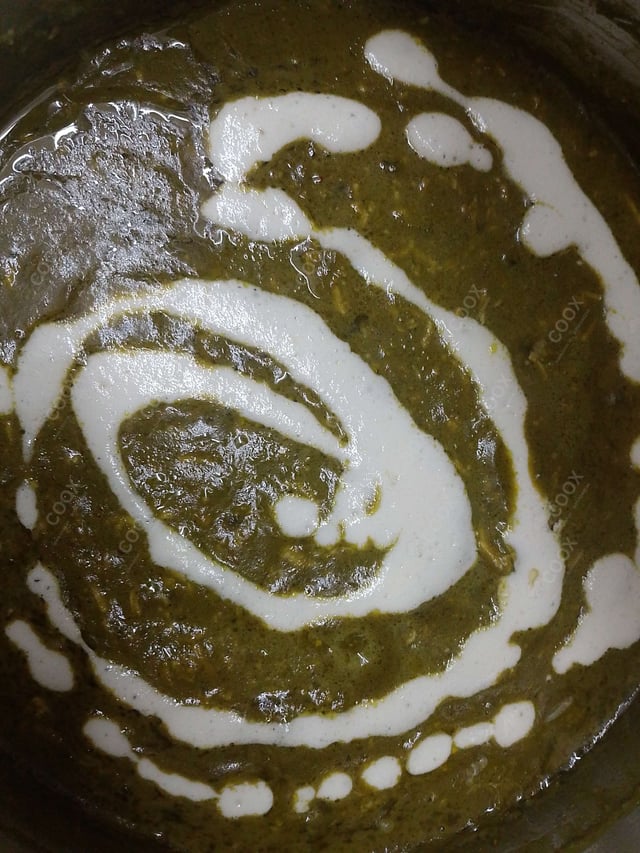 Delicious Palak Paneer prepared by COOX