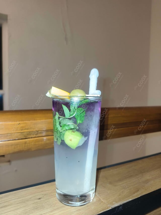 Tasty Gin & Tonic cooked by COOX chefs cooks during occasions parties events at home
