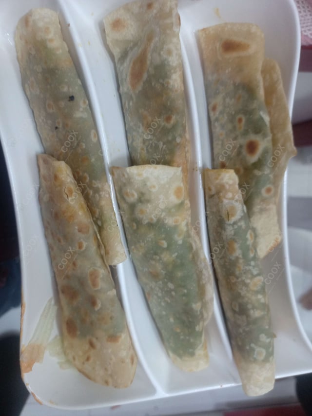 Delicious Veg Kathi Rolls prepared by COOX