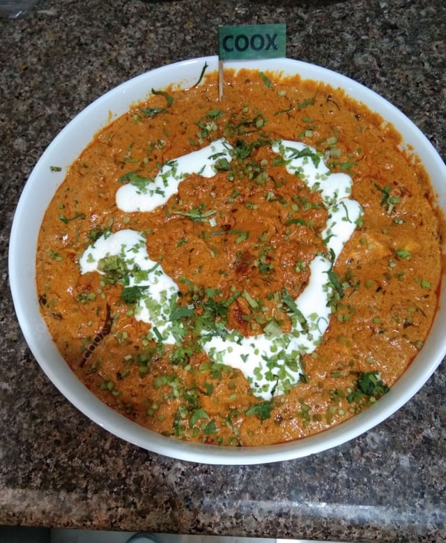 Tasty Paneer Lababdar cooked by COOX chefs cooks during occasions parties events at home