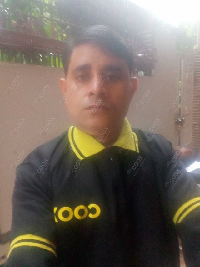 Chef from COOX at bookings. Professional cooks chefs at home