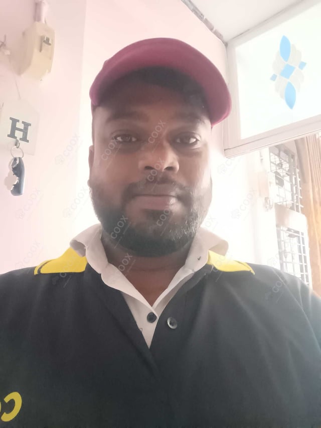 Chef from COOX at bookings. Professional cooks chefs at home