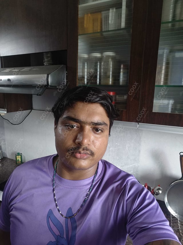 Chef from COOX at bookings. Professional cooks chefs at home