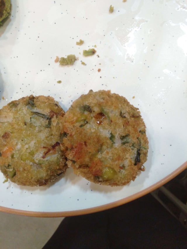 Delicious Veg Cutlets prepared by COOX