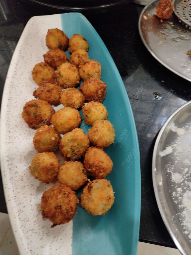 Delicious Fried Cheese Balls prepared by COOX