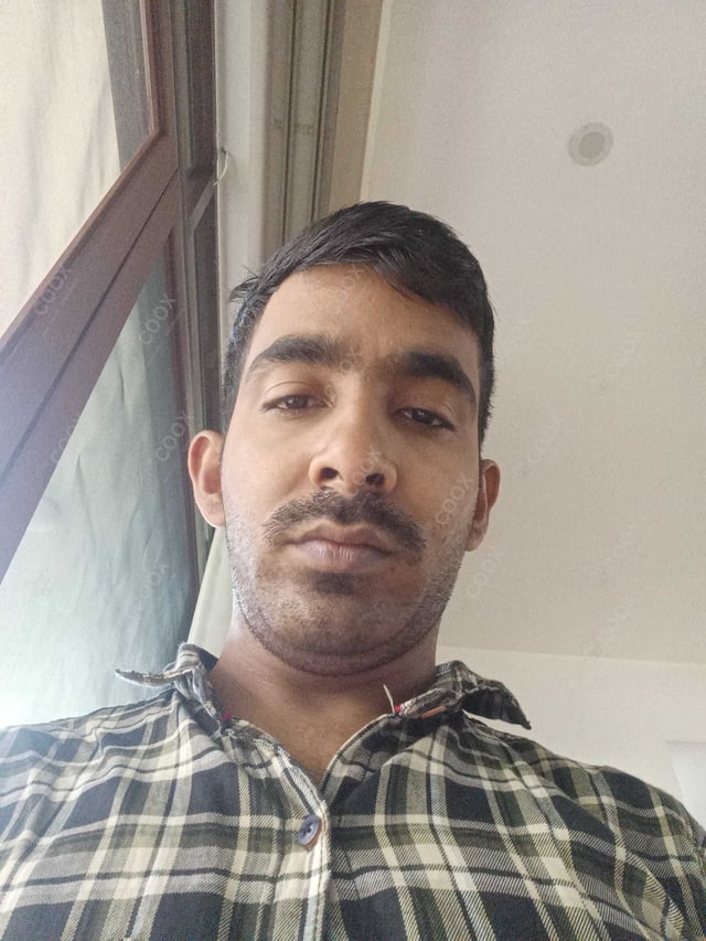 Chef from COOX at bookings. Professional cooks chefs at home