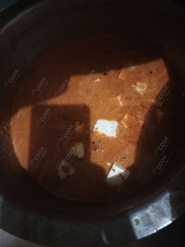 Delicious Shahi Paneer prepared by COOX