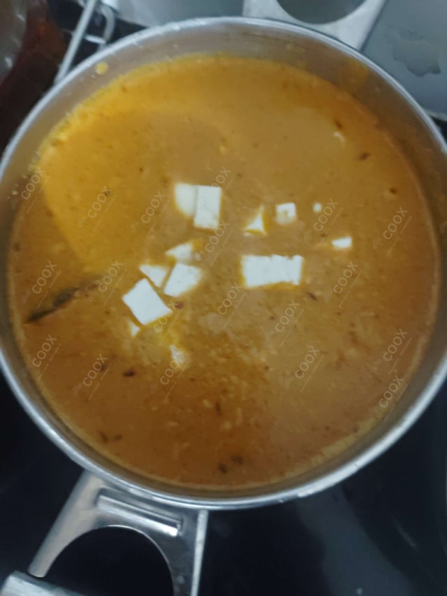 Delicious Shahi Paneer prepared by COOX