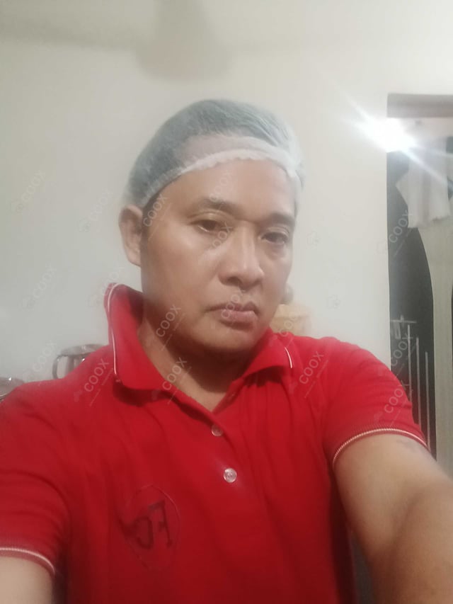 Chef from COOX at bookings. Professional cooks chefs at home