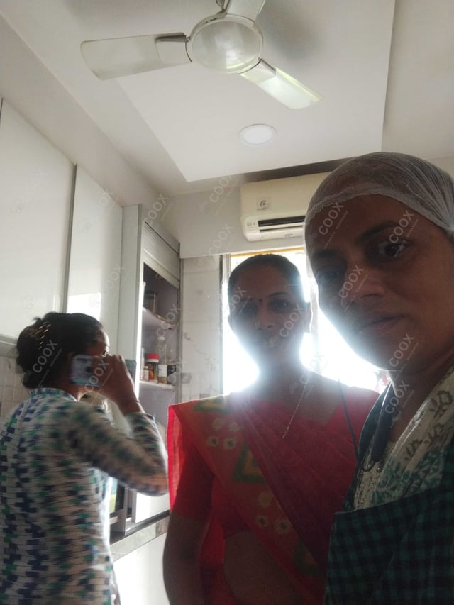 Chef from COOX at bookings. Professional cooks chefs at home