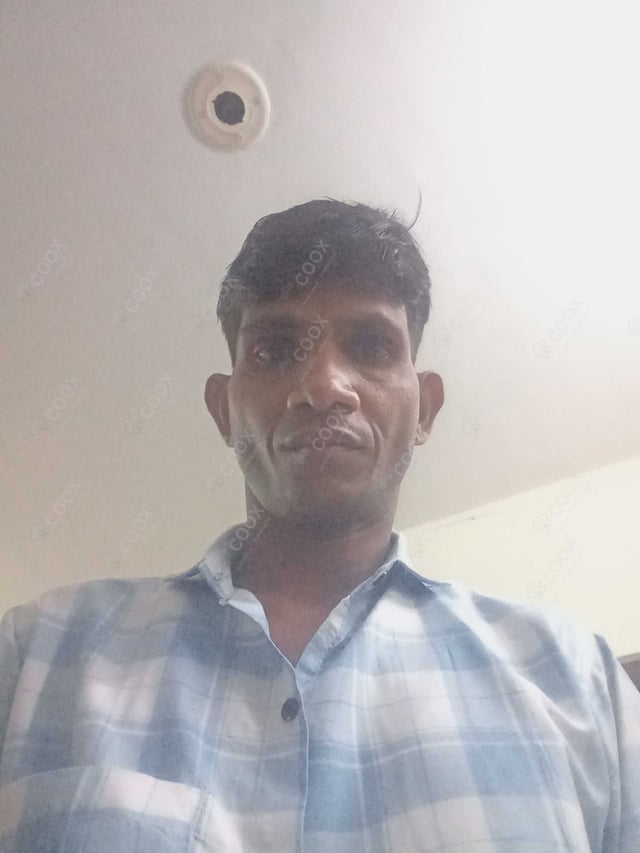 Chef from COOX at bookings. Professional cooks chefs at home