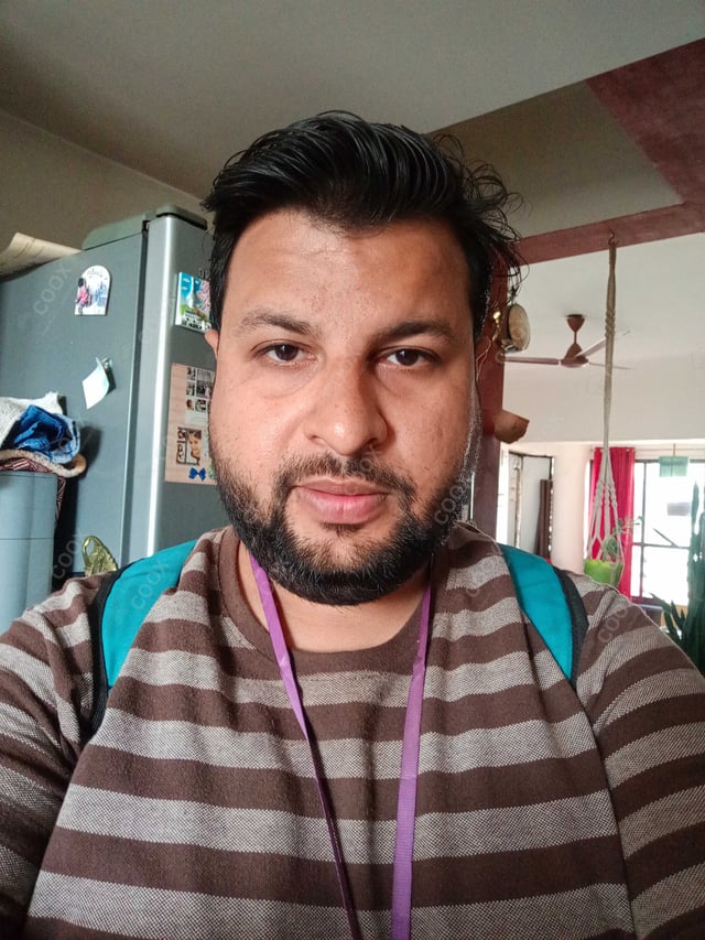 Chef from COOX at bookings. Professional cooks chefs at home