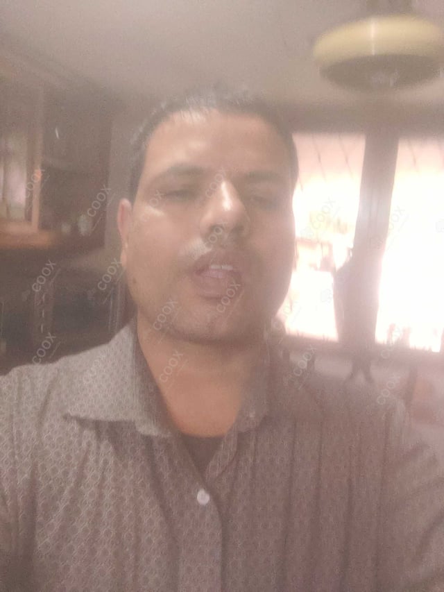 Chef from COOX at bookings. Professional cooks chefs at home