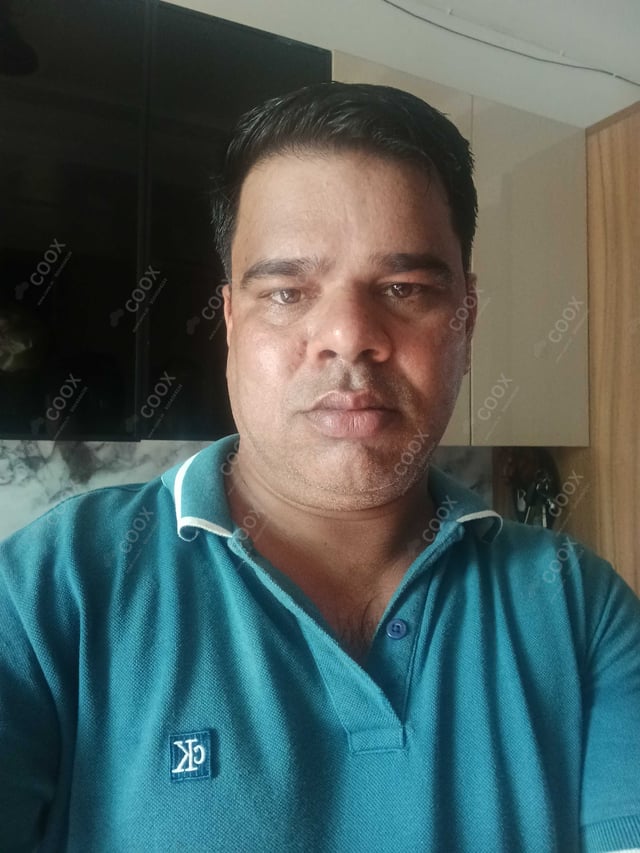 Chef from COOX at bookings. Professional cooks chefs at home