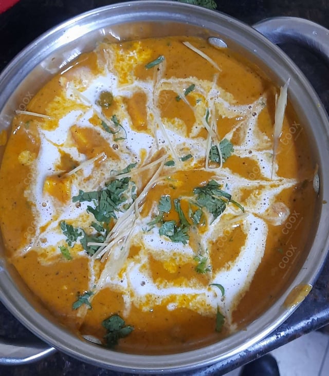 Tasty Matar Paneer cooked by COOX chefs cooks during occasions parties events at home