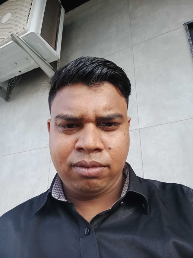 Chef from COOX at bookings. Professional cooks chefs at home