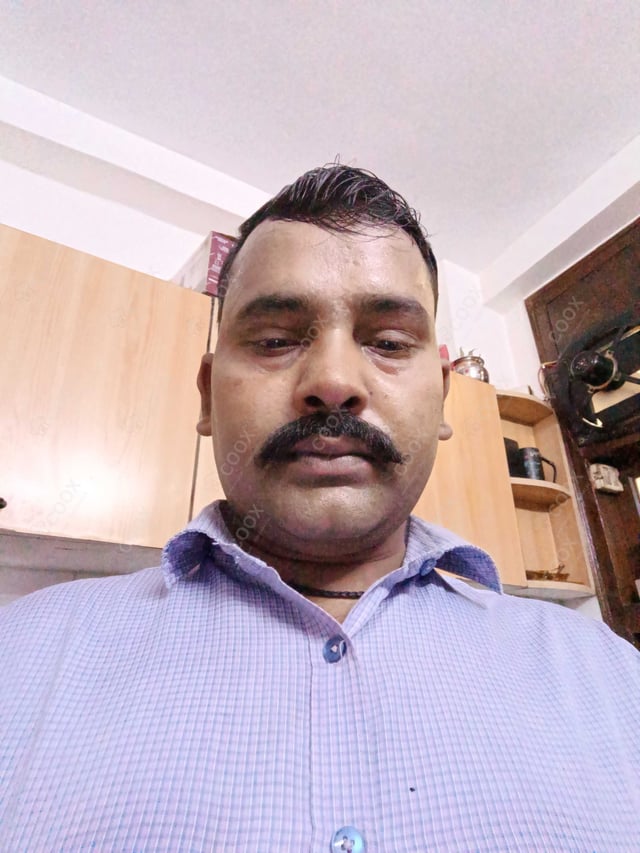 Chef from COOX at bookings. Professional cooks chefs at home